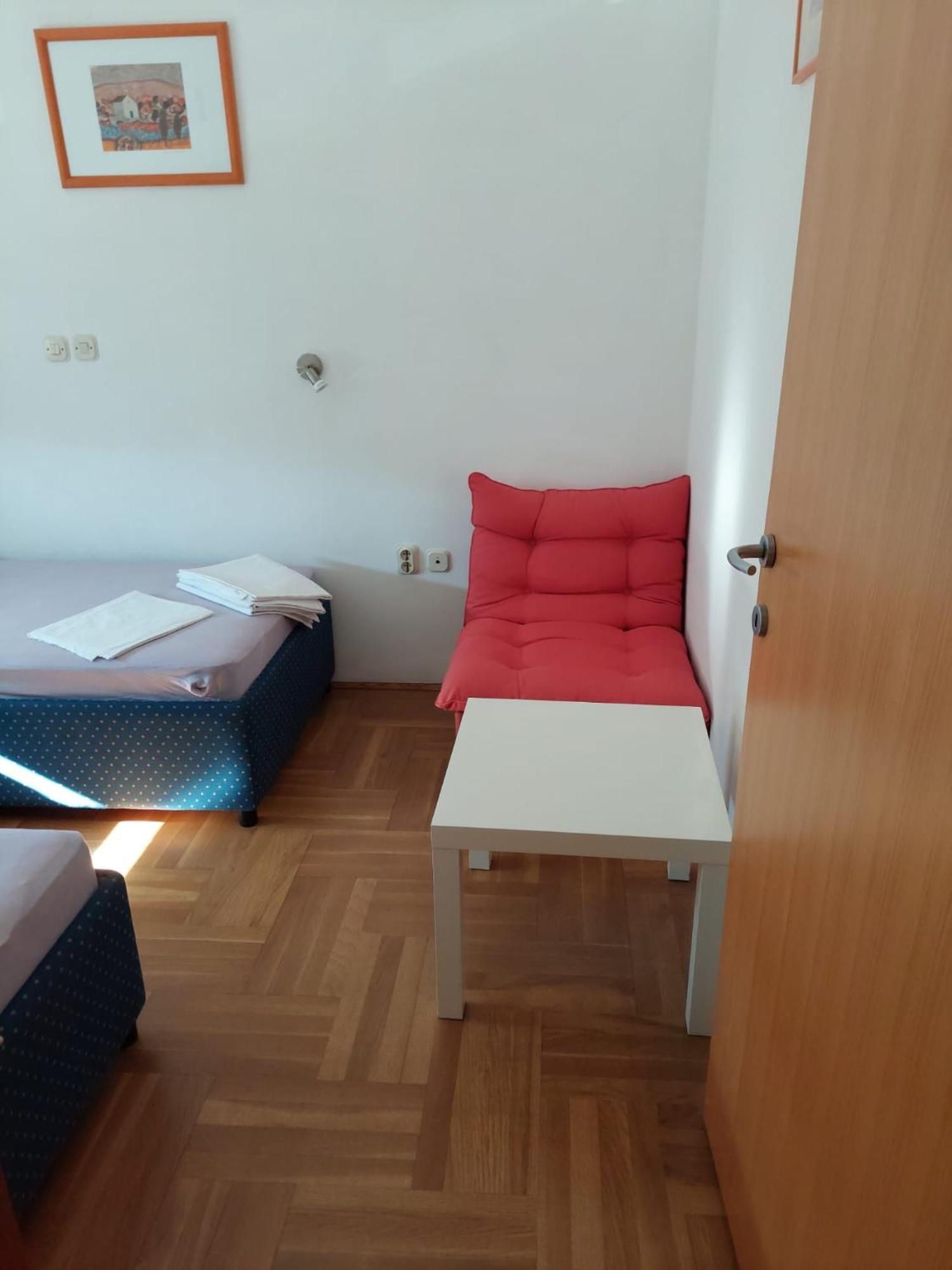 Dedic Apartment 佩特坎内 外观 照片